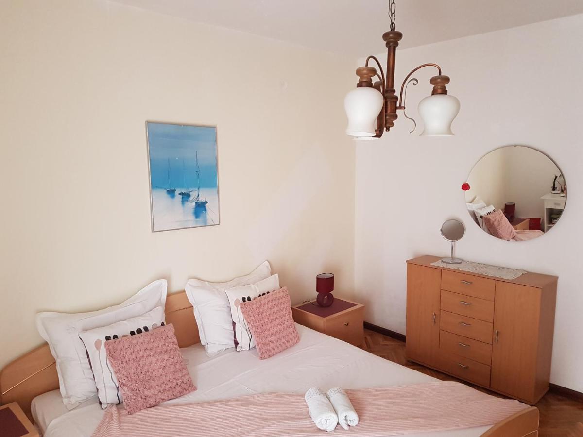Apartman Lena Split Exterior photo